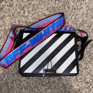 OFF-WHITE BINDER CLIP SAFFIANO CROSSBODY BAG - WORN ONCE - AUTHENTIC